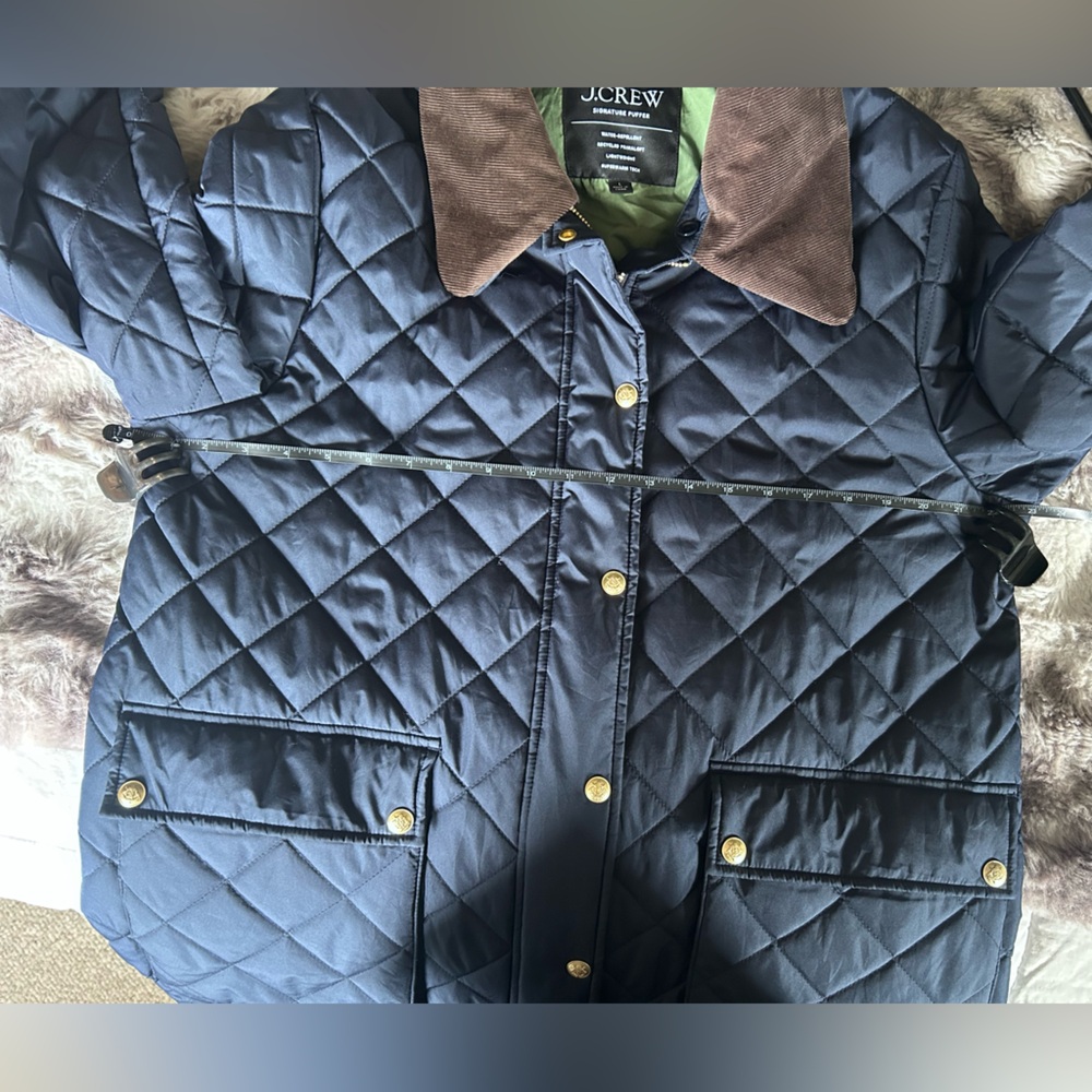 J.Crew Heritage quilted Barn Jacket™ with PrimaLoft® in Navy - Large. - Picture 8 of 16